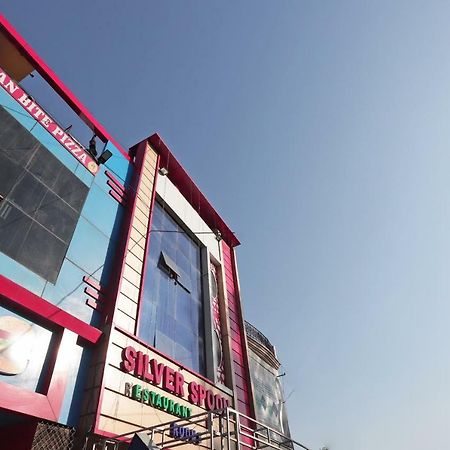 Roorkee Oyo 38520 Hotel Silverspoon المظهر الخارجي الصورة