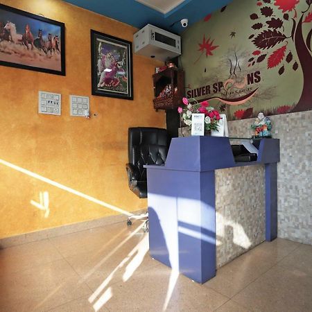Roorkee Oyo 38520 Hotel Silverspoon المظهر الخارجي الصورة